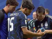Lionel Messi Mocks England Cheat Sheet After Argentina World Cup Win