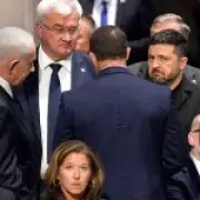 Lip reader reveals Zelensky's tense words to Netanyahu at Graham funeral