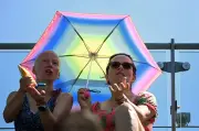 London Heatwave: 34C High Threatens Travel Chaos, Health Risks