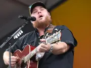 Luke Combs' UK Tour Begins: 'Emotional' Concerts Earn Rave Reviews
