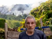 Maerdy mountain wildfire spreads towards village, residents told to close windows