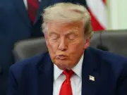Mary Trump claims Donald Trump shows cognitive decline, repeats joke three times