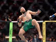 McGregor's 69-Second Comeback Ends in Knee Injury Defeat