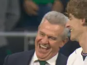 Mexico boss Aguirre trolls Anthony Gordon during World Cup match
