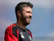 Michael Carrick's fifth Man Utd signing confirmed as Alex Scott twist emerges