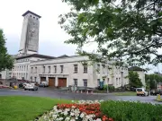 Mum-of-two collapses and dies at GP surgery after days waiting for appointment