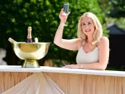 Mum's Cheeky Email Leads to 10 Years of Mobile Bar Success