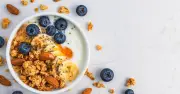 Natural vs Greek Yoghurt: Key Differences and Health Benefits