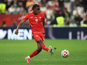 Newcastle Lead Manchester United in Race for World Cup Star Manzambi