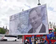 Nigel Farage Bitcoin Firm Loses 15% Value Amid Standards Probe