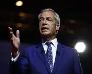 Nigel Farage Claims 'Coordinated Pile-On' Over Finances at CPAC GB