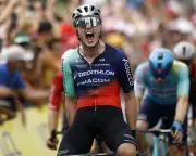 Olav Kooij wins Tour de France stage five, Tourmalet test looms