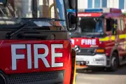 Over 125 Firefighters Tackle Major Blaze in Walthamstow After Railway Embankment Fire