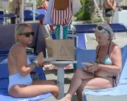 Packed Lunch Bans Enrage Italians at Pricey Beach Clubs