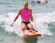 Paddleboarder Charlie Verco wins world title in record time after shark rescue