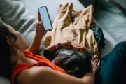Parental Phone Use Linked to Child Anxiety, Study Finds