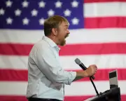 Platner Debacle Puts Democrats at Risk of Blowing Midterms