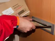 Postman's funny story about woman shushing him goes viral