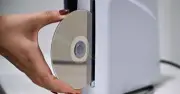 PS6 Disc-Free Future Could Wipe Out Used Game Market, Analysts Warn