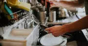Queen of Clean Reveals Teabag Hack for Stubborn Dish Stains