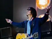 Richard Ashcroft Moves Cardiff Crowd to Tears at Castle Show