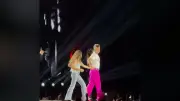 Robbie Williams Brings Daughter Teddy Onstage for Emotional 'Angels' Duet