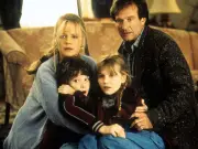 Robin Williams Defended Jumanji Child Stars, Co-Star Reveals