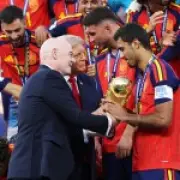 Rodri praised for standing up to Donald Trump during World Cup trophy lift