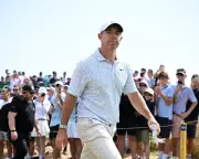 Rory McIlroy's Open Hopes Hinge on Putting After Mixed Second Round