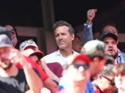 Ryan Reynolds' Four-Word Response to Man United Takeover Plea
