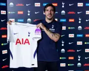 Sandro Tonali completes £92.5m Tottenham move after De Zerbi pitch