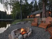 Scottish 'Queen's Hut' Airbnb built for royalty wows guests