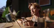Simple Phone Change During Heatwave Extends Battery Life