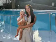 Single mum on Universal Credit earns £1,200 a month with side hustles
