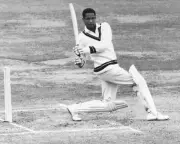 Sir Garry Sobers, West Indies cricket legend and greatest all-rounder, dies at 89