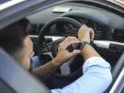 Smartwatch Users Risk £200 Fine and Penalty Points While Driving