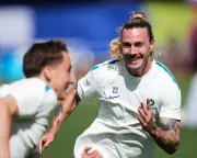 Socceroos Prepared to Face Fit Mo Salah in World Cup Last-32 Clash