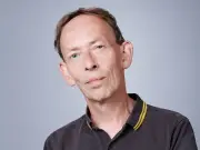 Steve Lamacq Recalls Infamous Oasis Interview and Nirvana Encounter