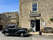 Stow-on-the-Wold: Beautiful Cotswolds Town Marred by Car Parking Issue