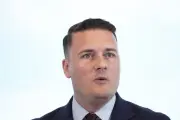 Streeting Urges MPs to Summon NHS Bosses Over Maternity Scandal