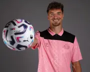 Sunderland sign Thomas Meunier on free transfer ahead of Europa League