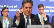 Super-Rich Plan to Flee UK if Ed Miliband Becomes Chancellor Under Andy Burnham
