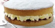 Swap Butter for Margarine in Victoria Sponge for Fluffier Cake