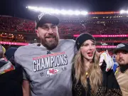 Taylor Swift's Teacher and Bodyguard Dies on Her Wedding Day