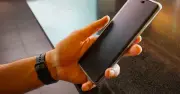 Teacher who texted pupil 'do you have a boyfriend?' avoids ban