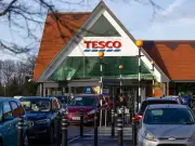 Tesco Scraps Delivery Fees on Orders Over £25 for World Cup Weekends