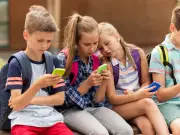 Third of British Kids Turn to AI Chatbots Over Parents, Study Finds