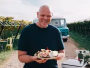 Tom Kerridge Backs Andy Burnham for PM, Calls for VAT Cut to 10%