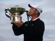 Tom Kim in Tears After Scottish Win, Gets Text from Tiger Woods