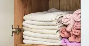 Towels will never smell musty if you do simple task while putting them away